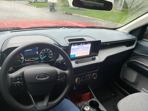 Used 2024 Ford Maverick XLT FWD image 11
