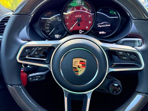 Used 2025 Porsche 718 Cayman GT4 image 8