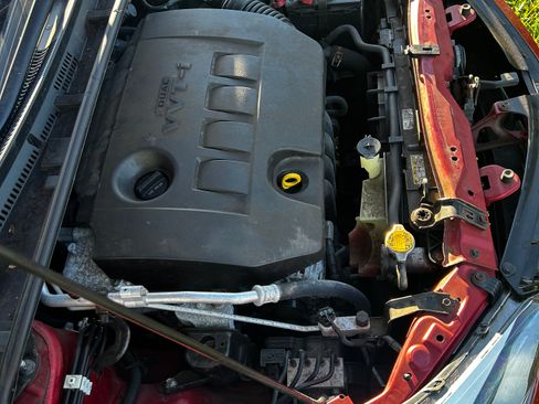 Used 2016 Toyota Corolla LE image 7