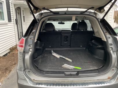 Used 2016 Nissan Rogue SL