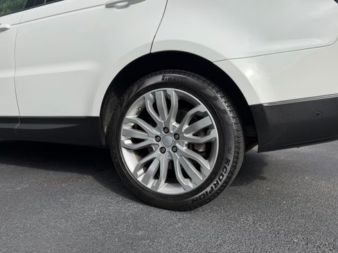 Used 2017 Land Rover Range Rover Sport HSE AWD/4WD image 9