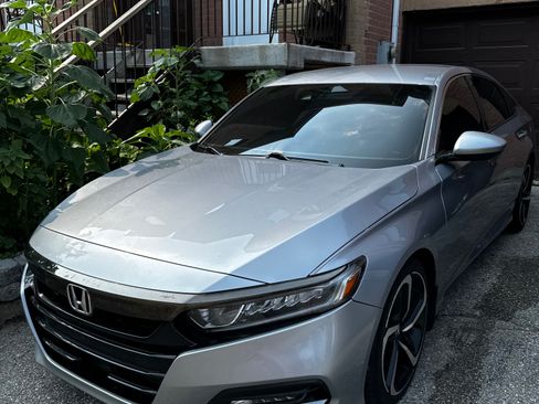 Used 2018 Honda Accord Sport image 1