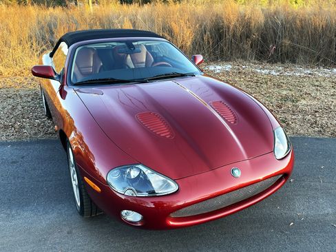 Used 2004 Jaguar XK8 R Convertible 2D image 2