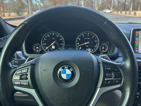 Used 2018 BMW X5 xDrive35i w/ Executive Package image 16
