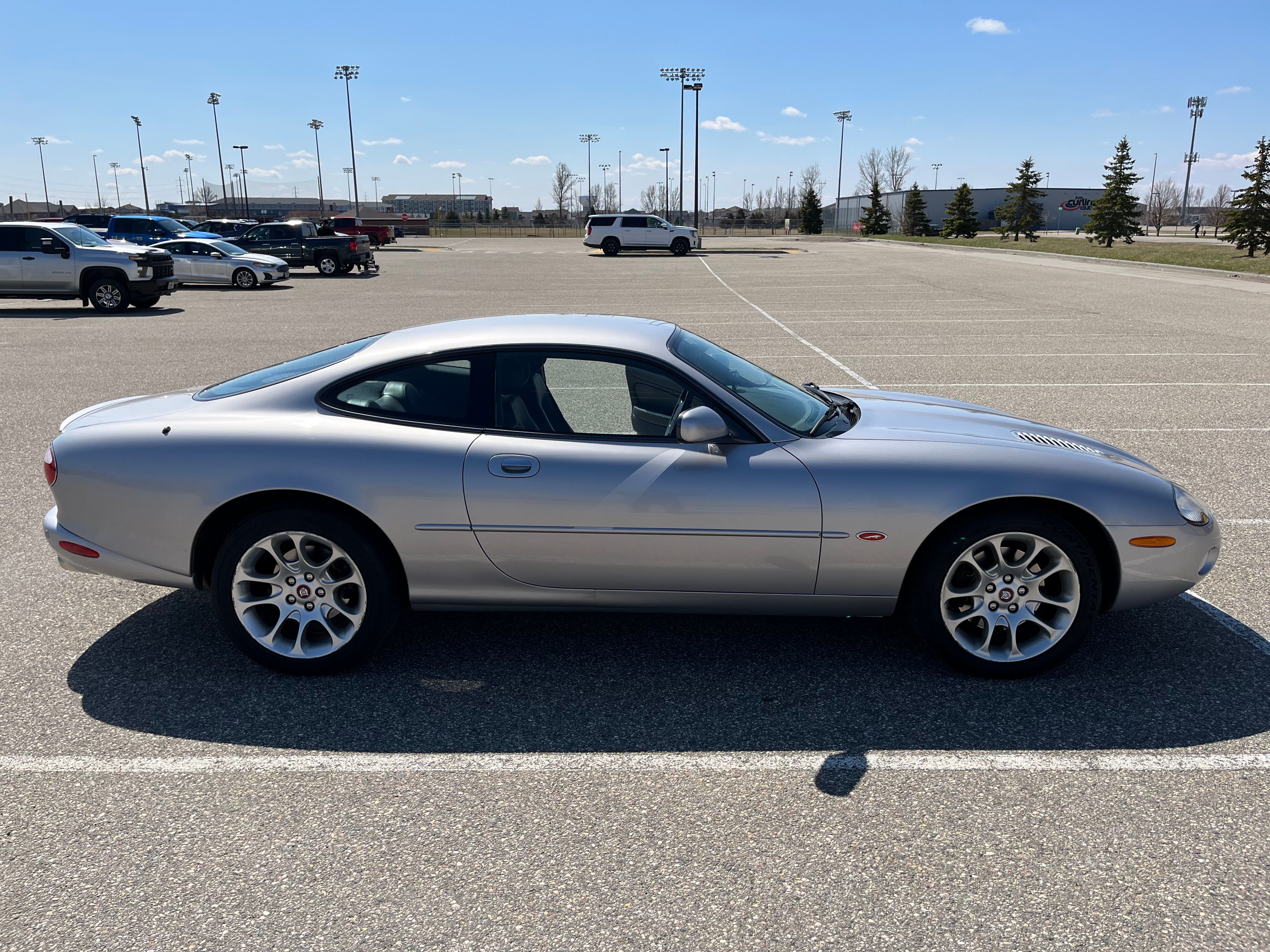Used 2001 Jaguar XK8 Coupe RWD image 5