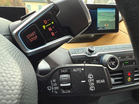 Used 2015 BMW i3 w/ Range Extender image 24