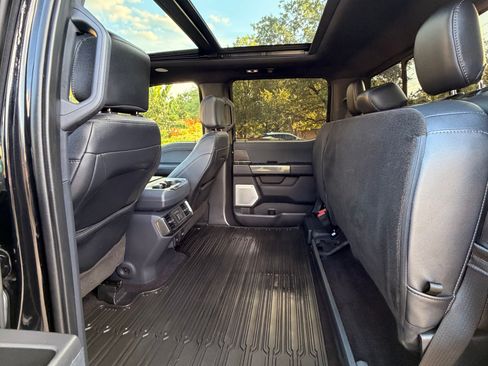 Used 2022 Ford F150 Lariat w/ Equipment Group 502A High AWD/4WD image 15