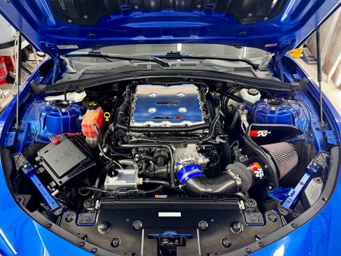 Used 2018 Chevrolet Camaro ZL1 image 24
