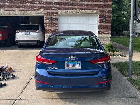 Used 2017 Hyundai Elantra SE FWD image 8