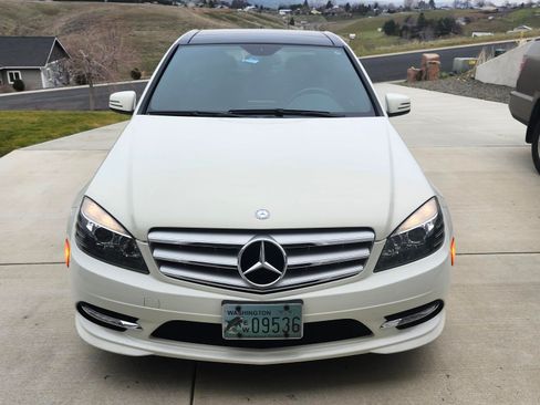 Used 2011 Mercedes-Benz C 300 4MATIC Sedan image 16