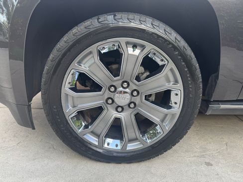 Used 2016 GMC Yukon XL Denali w/ Open Road Package AWD/4WD image 24