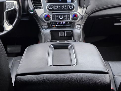 Used 2018 GMC Yukon SLT image 23
