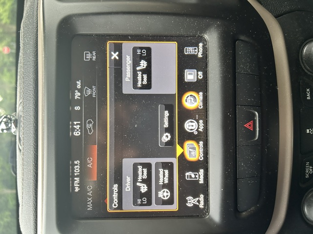 Used 2014 Jeep Cherokee Latitude AWD/4WD image 16