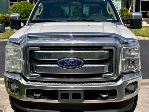 Used 2015 Ford F250 Lariat w/ Lariat Ultimate Package AWD/4WD image 4