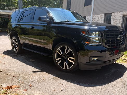 Used 2020 Chevrolet Tahoe Premier AWD/4WD image 2