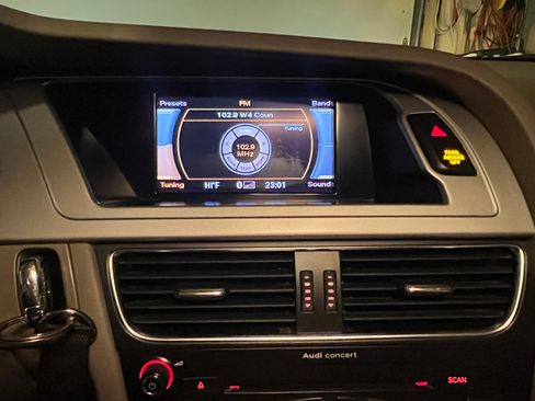 Used 2012 Audi A4 2.0T Premium image 10