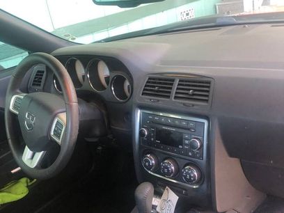 Used 2014 Dodge Challenger SXT