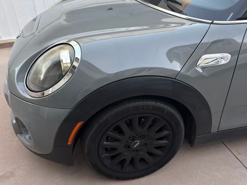 Used 2019 MINI Cooper S w/ Signature Upholstery Package FWD image 11