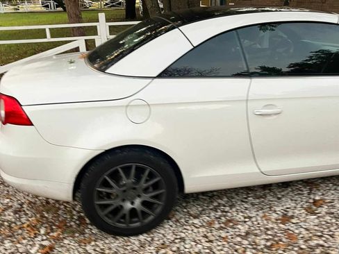 Used 2010 Volkswagen Eos Lux image 5