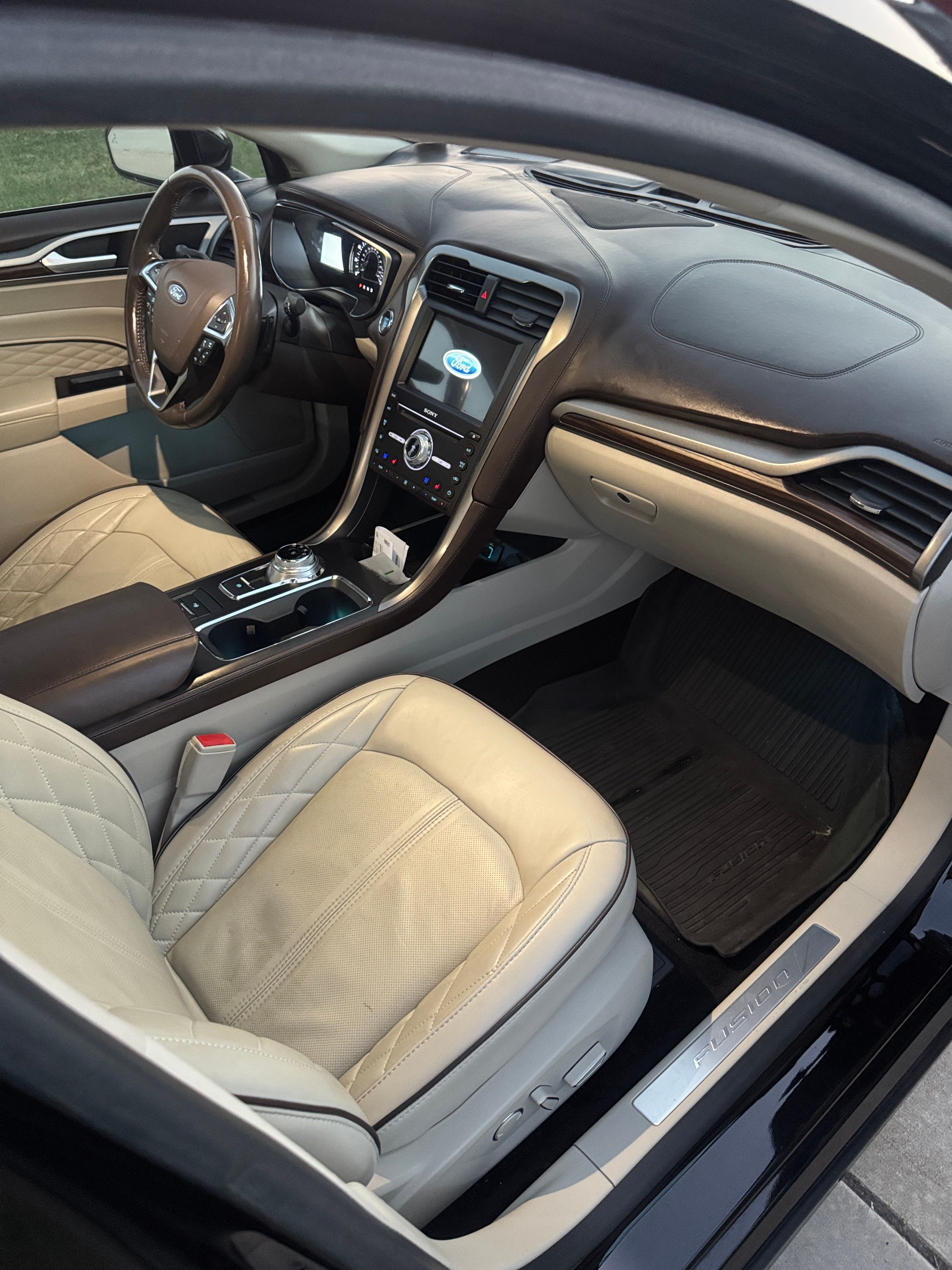 Used 2017 Ford Fusion Platinum FWD image 20