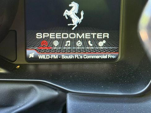 Used 2022 Ferrari F8 Tributo image 8