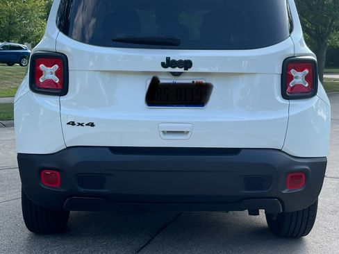 Used 2020 Jeep Renegade Altitude image 4