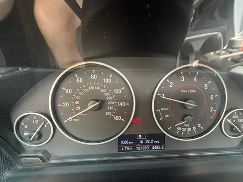 Used 2012 BMW 335i Sedan RWD image 9