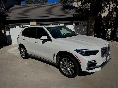 Used 2019 BMW X5 xDrive40i w/ Premium Package 2 image 5