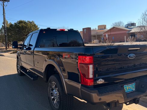 Used 2022 Ford F250 King Ranch w/ FX4 Off-Road Package image 8