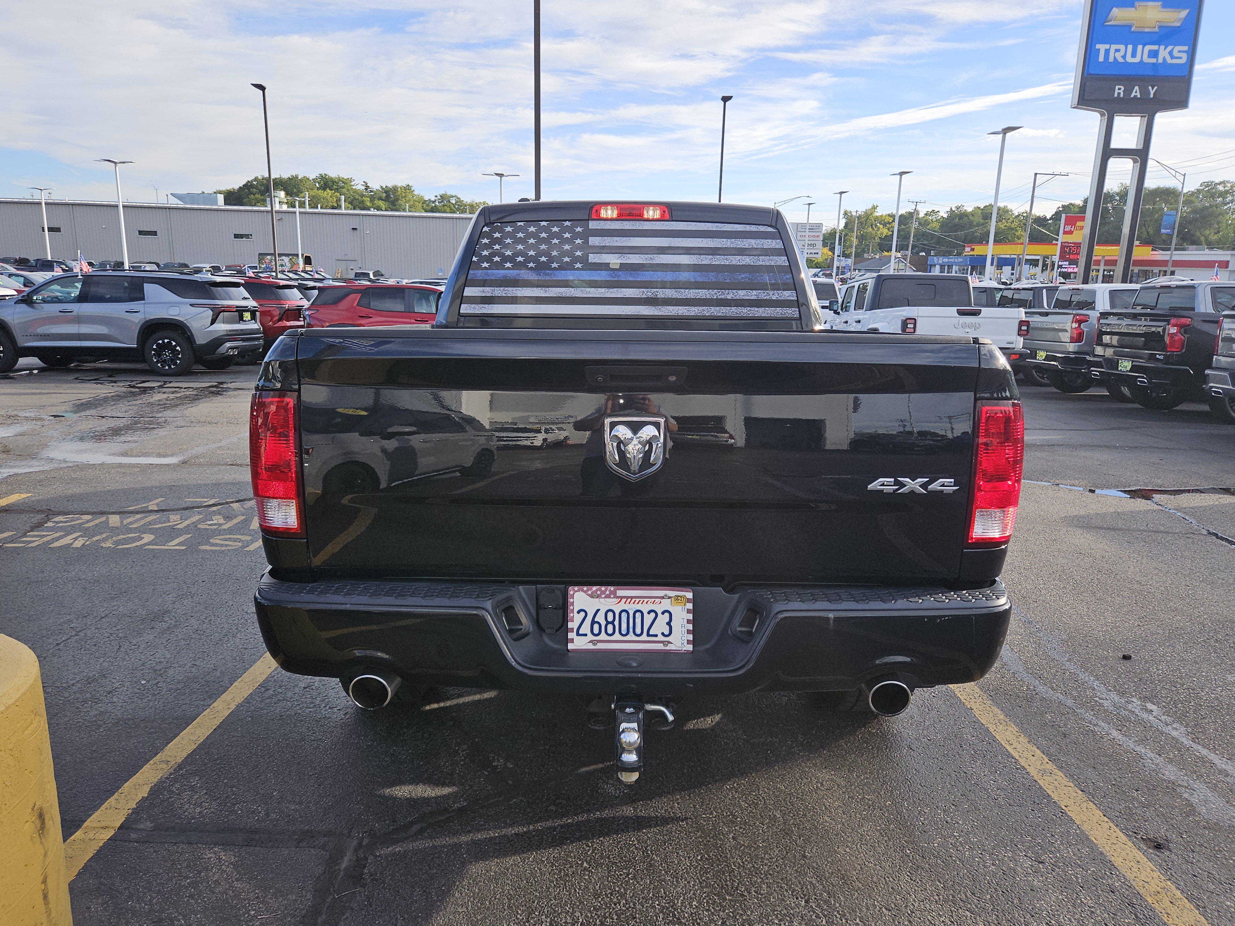 Used 2018 RAM 1500 Express w/ Express Value Package AWD/4WD image 9