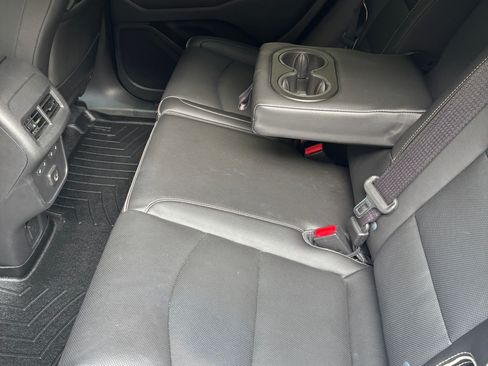 Used 2020 GMC Terrain Denali w/ Denali Premium Package AWD/4WD image 24