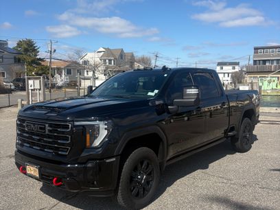 Used 2025 GMC Sierra 2500 AT4 w/ AT4 Premium Plus Package