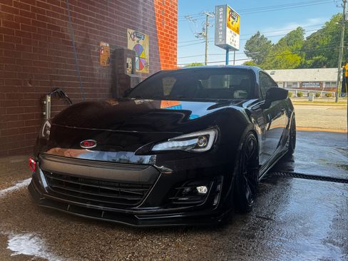 Used 2018 Subaru BRZ Limited RWD image 1