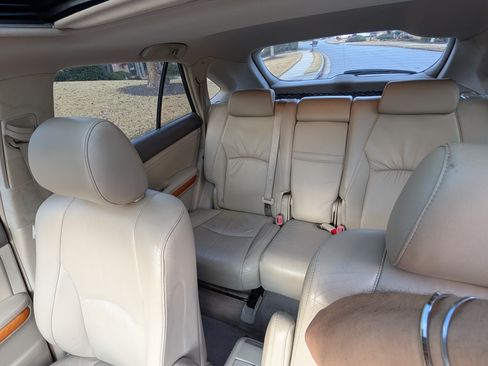 Used 2004 Lexus RX 330 image 25