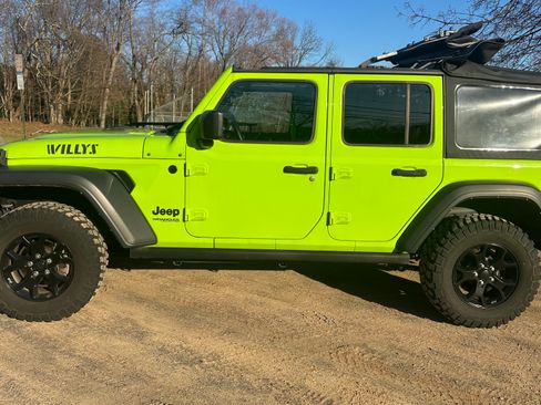 Used 2021 Jeep Wrangler Unlimited Sport image 2