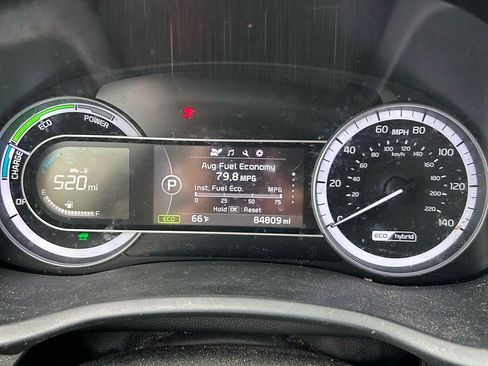 Used 2018 Kia Niro LX FWD image 8