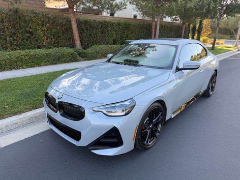 Used 2023 BMW 230i Coupe w/ M Sport Package RWD image 1