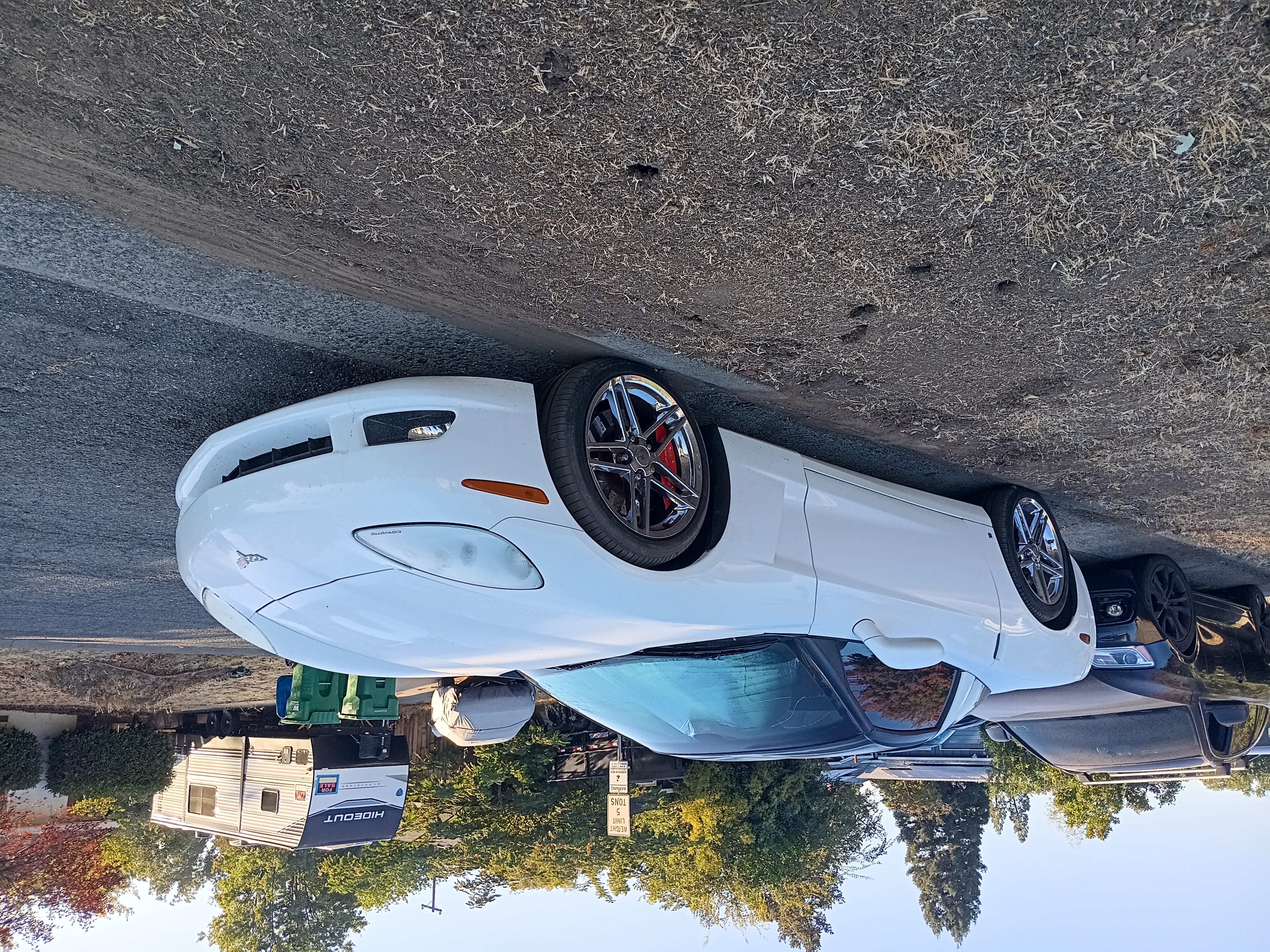 Used 2006 Chevrolet Corvette Coupe w/ Preferred Equipment Group RWD image 4