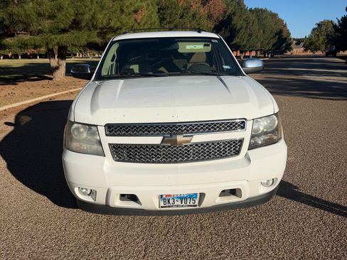 Used 2009 Chevrolet Tahoe LT w/ Texas Edition image 2
