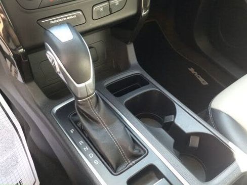 Used 2019 Ford Escape SEL AWD/4WD image 12