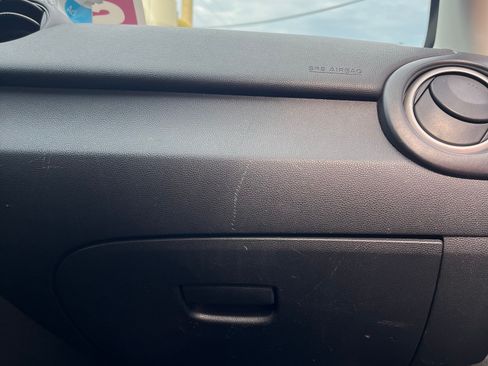 Used 2012 MAZDA MAZDA2 Sport image 12