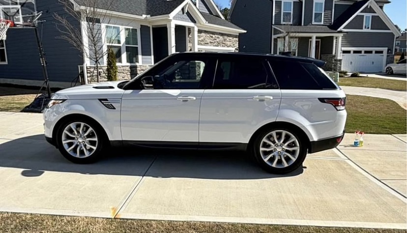 Used 2017 Land Rover Range Rover Sport HSE AWD/4WD image 4