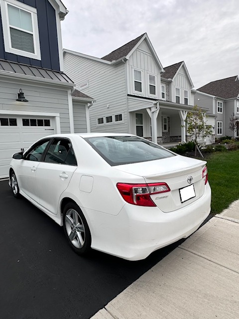 Used 2013 Toyota Camry SE FWD image 6