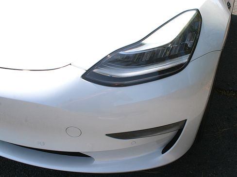 Used 2020 Tesla Model 3 Long Range image 23