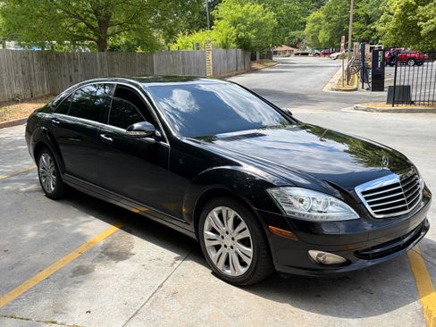 Used 2009 Mercedes-Benz S 550 4MATIC image 5