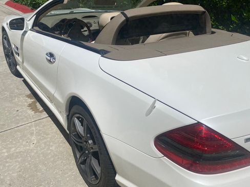Used 2009 Mercedes-Benz SL 550 image 11