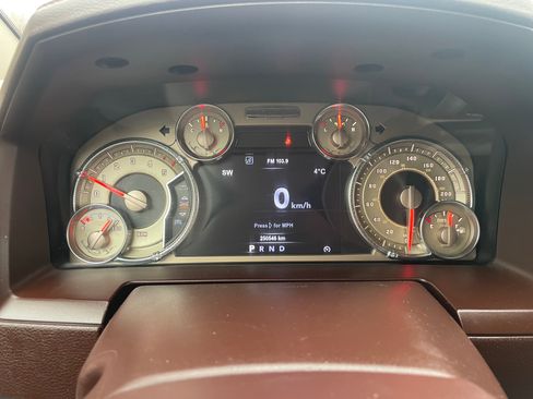 Used 2018 RAM 1500 Laramie Longhorn w/ Convenience Group image 8