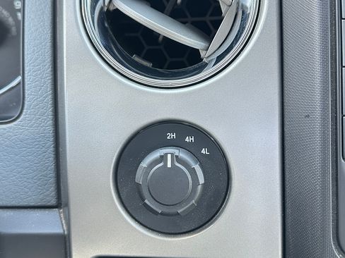 Used 2013 Ford F150 XLT w/ Mid Equipment Group image 23