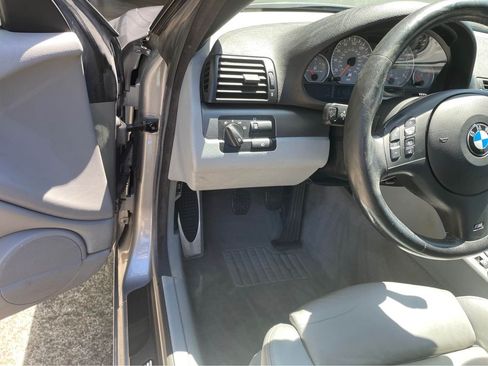 Used 2005 BMW M3 Convertible 2D image 13