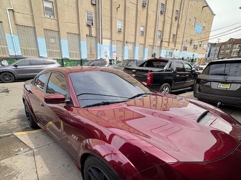 Used 2021 Dodge Charger Scat Pack RWD image 4